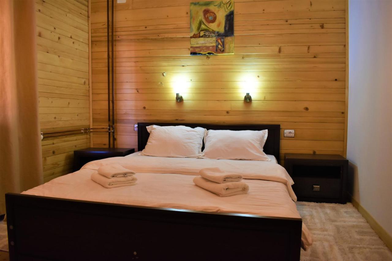 Srna Chalet - Rooms Žabljak Buitenkant foto