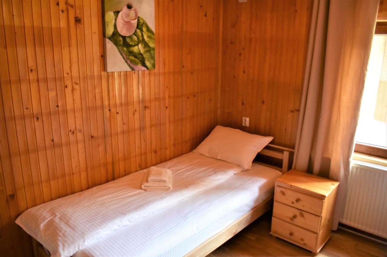 Srna Chalet - Rooms Žabljak Buitenkant foto